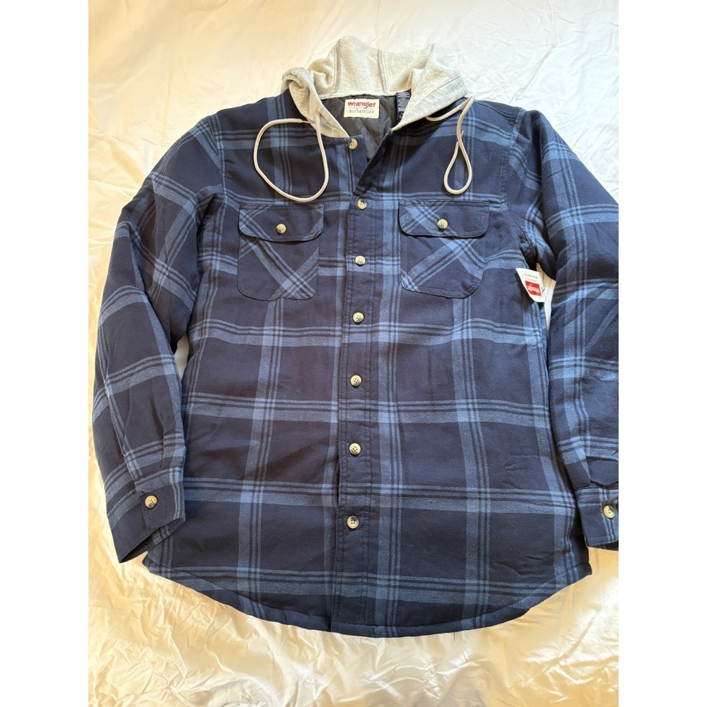 NWT Wrangler Authentics Hooded Shirt Jacket Mens Medium Blue Plaid Quilted